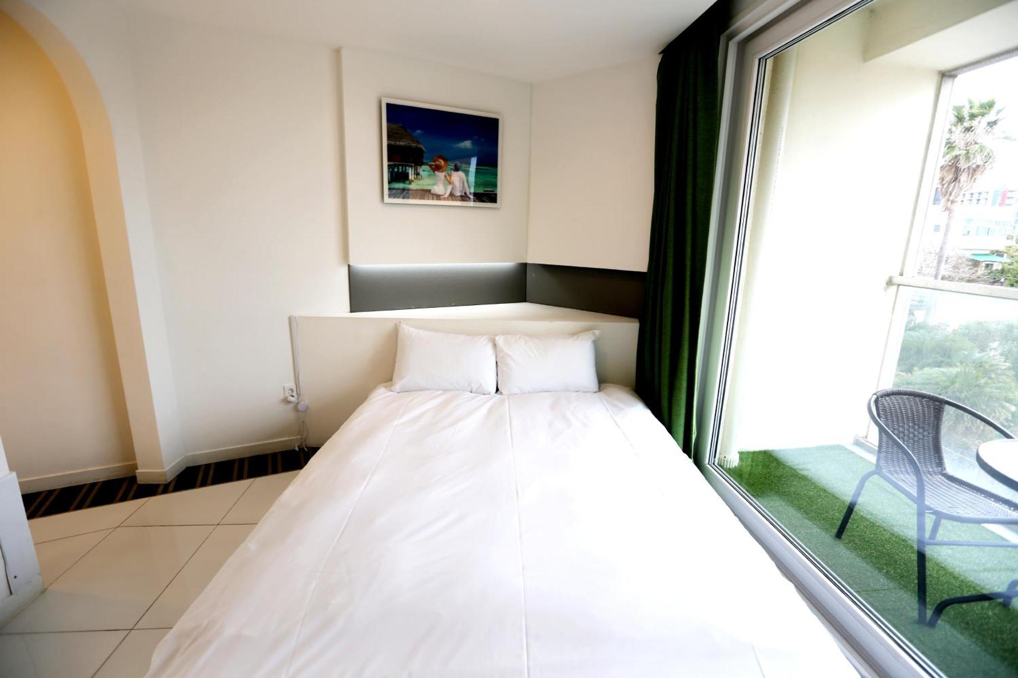 Hamdeok Beach Stay Чеджудо Экстерьер фото